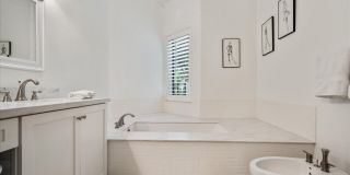 2585 Sheltingham Drive Gallery 22
