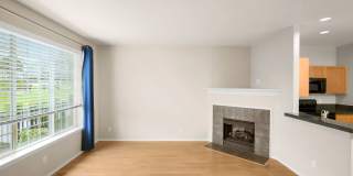 Lovely Home In A Excellent Location! 2 Bedrm 2.5 Bath in Arbor Reserve **PET FRIENDLY! & INTERNET INCLUDED** Gallery 3