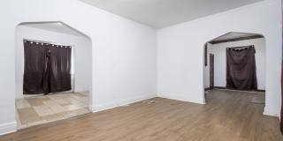 5421 Toledo Street Gallery 13