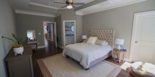 Upscale Living in Village Walk Gallery 9