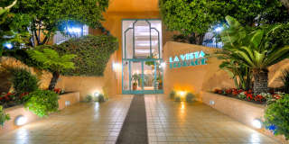 La Vista Terrace Gallery 50