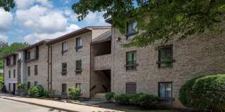 11659 STONEVIEW Square Gallery 32