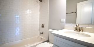 1044 West 18th St. Gallery 6