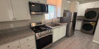Upgraded 1 bed, 1 bathroom home in Visalia CA. Gallery 5