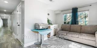 324 N Roman St Gallery 9