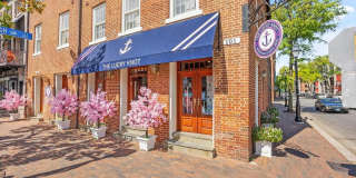 1201 N ROYAL ST #706 Gallery 71