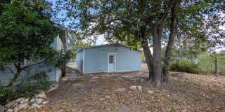 2/1 House With a Detached Garage / Garage Has Pool Table & Bathroom / Large Corner Lot / NBISD Gallery 47