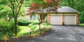 Spacious 5BR House in Potomac Gallery 1