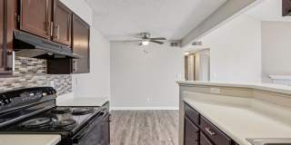 Deer Crest Apartment Homes Gallery 10