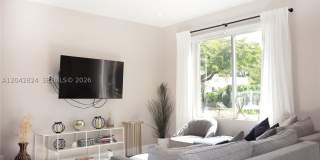 513 SW 18th Ct Gallery 1