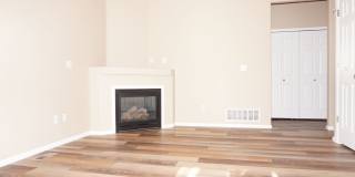 Two Bedroom Near The Powers Corridor Gallery 14