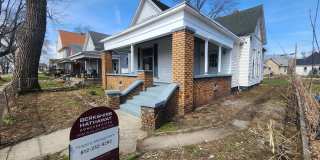 Spacious 2 Bedroom 1 Bath Gallery 1