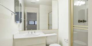 11636 Montana Avenue Gallery 1