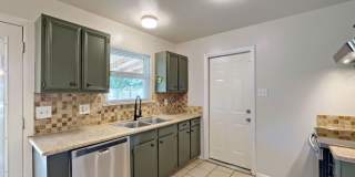 Great Location in the Heart of Schertz! Gallery 6