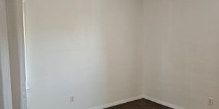 914 16th Street Gallery 15