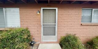 3031 E Blacklidge Drive Gallery 1