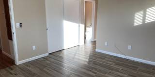 9205 N 59th Avenue Gallery 9