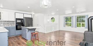 Spacious 4 Bedroom with Two Car Garage and Balcony Gallery 10