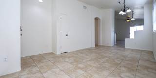 9425 East Lochnay Lane Gallery 4