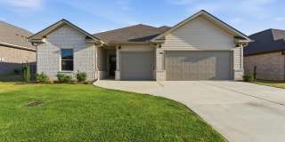 17884 Longleaf Drive Gallery 1