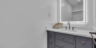 65 E River Road Gallery 27