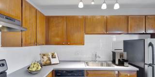 1190 Birch Apartments Gallery 5