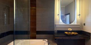 Completely Renovated Downtown Memphis Loft with Rooftop Skyline Views. Gallery 9