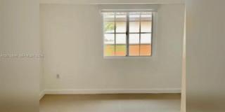 2841 NE 185th St Gallery 7