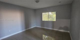 3389 NE 4th St Gallery 33