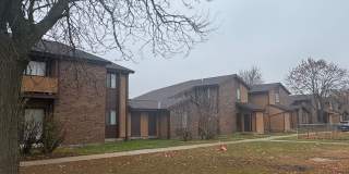 West Allis-3BD Townhouse Gallery 1