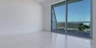 9243 Collins Avenue Gallery 9