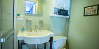 274 W Walnut Street Gallery 14