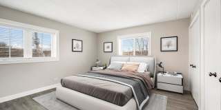 Modern, Tranquil, High-End Apartment in Downtown Downers Grove Gallery 11