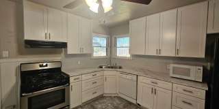 PRICE DROP!!! AVAILABLE NOW! Gallery 7