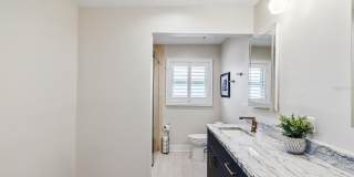 2044 MICHIGAN AVENUE NE Gallery 22