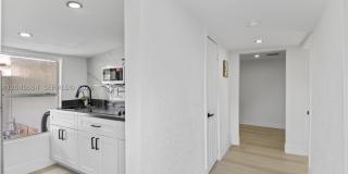 171 W 13th St Gallery 30