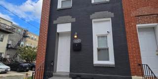 1717 LATROBE Street Gallery 1