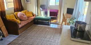 Oceanviews Private 1 bed / 1 bath sep. cottage. "INCL ALL utilities + WIFI internet". Furnished. Gallery 6