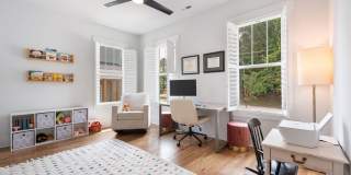 Stunning Like-New 4 Bedroom Home with Solar Panels & Fenced Backyard in Raleigh! Gallery 17