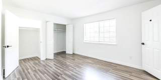 Golden Gate Townhomes Gallery 23