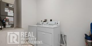 **50% Off First Month's Rent** - Flexible Lease: Seasonal OR Annual Furnished OR Unfurnished Gallery 31