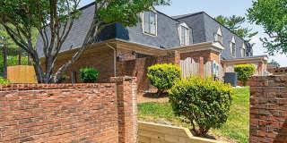 Four Seasons Townhomes Gallery 22