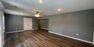 Now Available! Gorgeous Walkout Basement Home with a Pool, Ozark Gallery 21