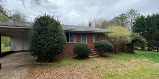 5 acre estate close to Everything! Gallery 1