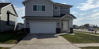 3 Bed 3 Bath Twin Home Gallery 1