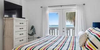 Fully Furnished Beach Escape – Gulf Views & Coastal Vibes 2 Beds | 2 Bath Gallery 28