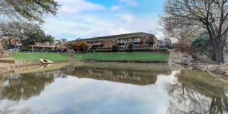 WatersEdge Denton Apartments Gallery 26