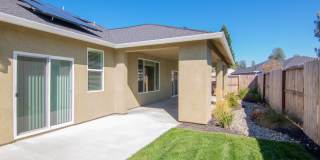 Newer Home for Rent in North Redding CA | $500 Off, Solar, Garage, Near I-5 Gallery 24