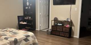 928 Austin Court Gallery 1