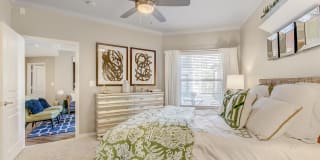 5 Mockingbird Gallery 8